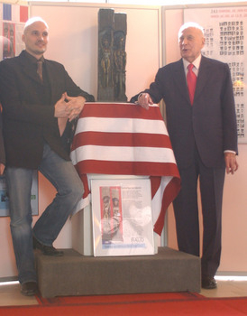 593151_725.jpg
