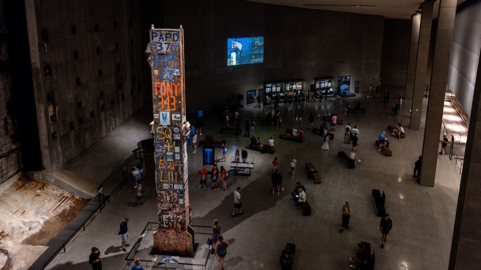 Aerial view of the Museum's Foundation Hall, with the Last Column as the centerpiece.