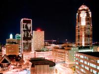 "I love NY" displayed on 36 story Des Moines, Iowa, Ruan building