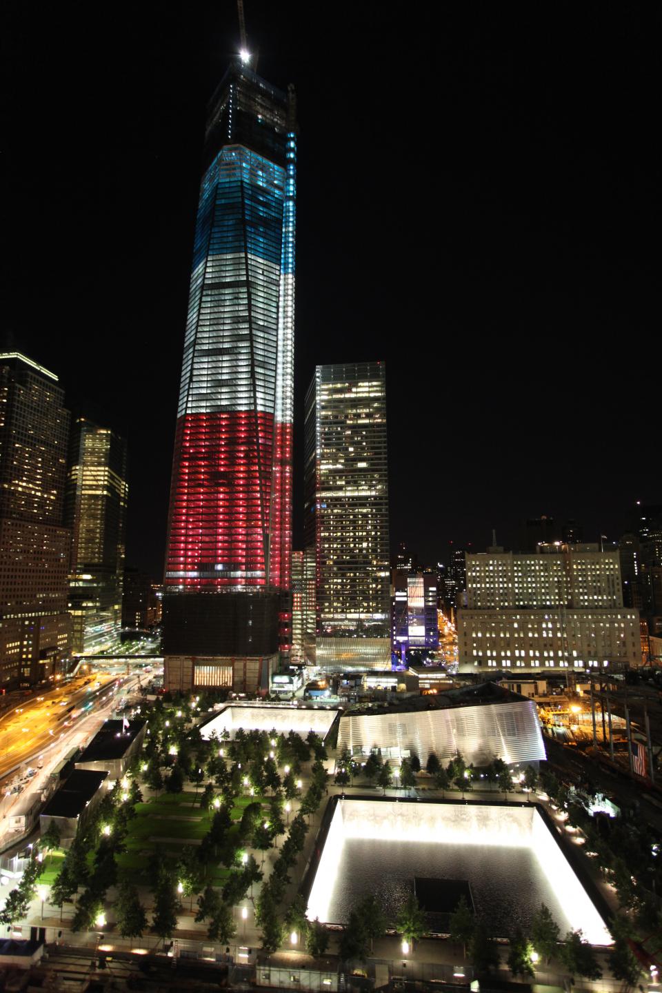 (Amy Dreher photo) MemorialAtNight.jpg